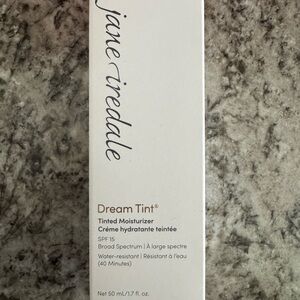 Jane Iredale Tinted Moisturizer - Dark